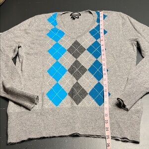 Croft & Barrow Gray and Blue Vintage Argyle V-Neck CASHMERE Sweater size XL GUC